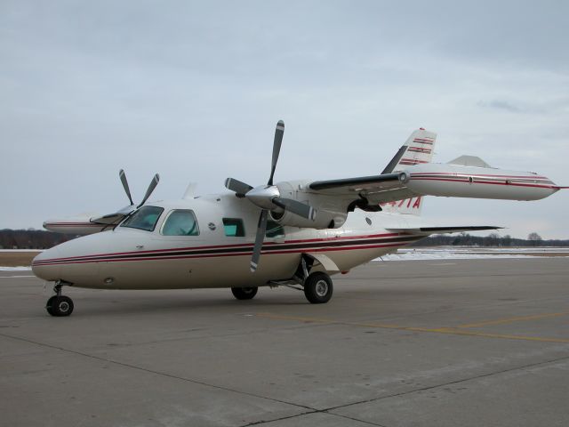 Mitsubishi MU-2 (N547TA)