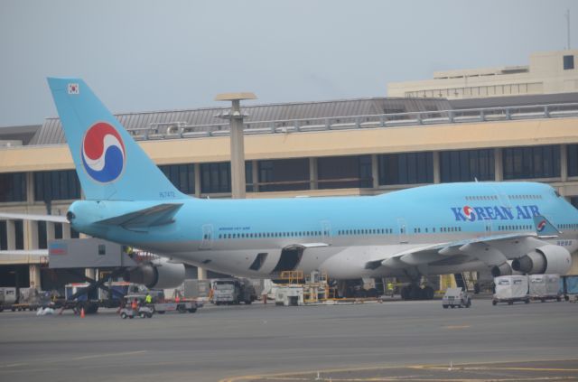 Boeing 747-400 — - Korean Air sitting at gate getting ready for long flight to Seoul.