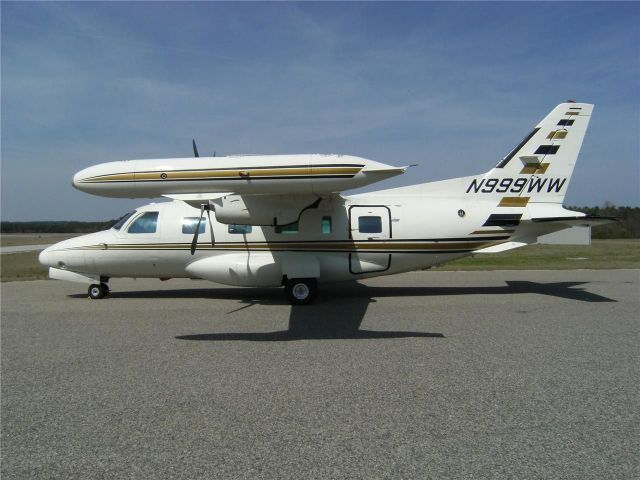 Mitsubishi MU-2 (N999WW)