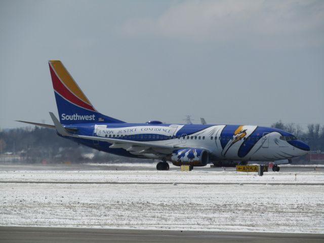 Boeing 737-700 (N946WN) - Southwest Louisiana One livery taken on 2/29/2020. Put image size to FULL for HD quality