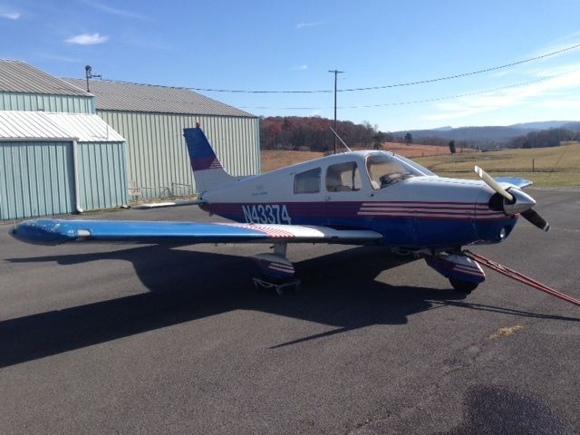 Piper Cherokee (N43374) - Piper PA28-140 Fondly named Snoopy by a friend.