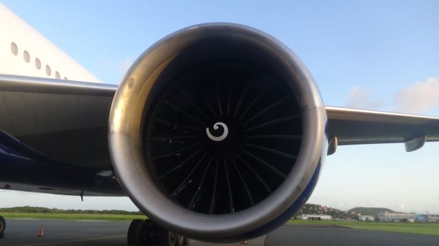 Boeing 777-200 (G-VIIT)