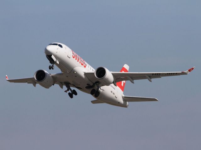 Airbus A220-100 (HB-JBH) - Go to Int'l Zurich LSZH.