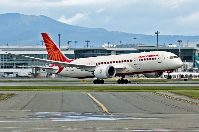 Boeing 787-8 (VT-NAA)