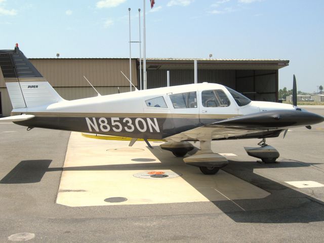 Piper Dakota / Pathfinder (N8530N) - PARKED AT FULLERTON