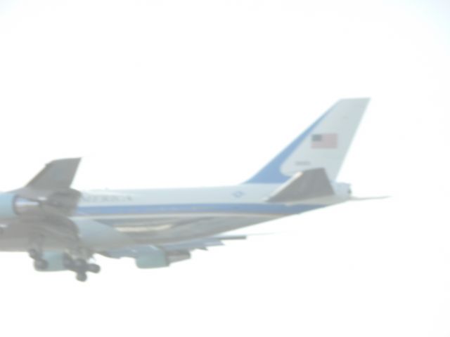 Boeing 747-200 (N28000)