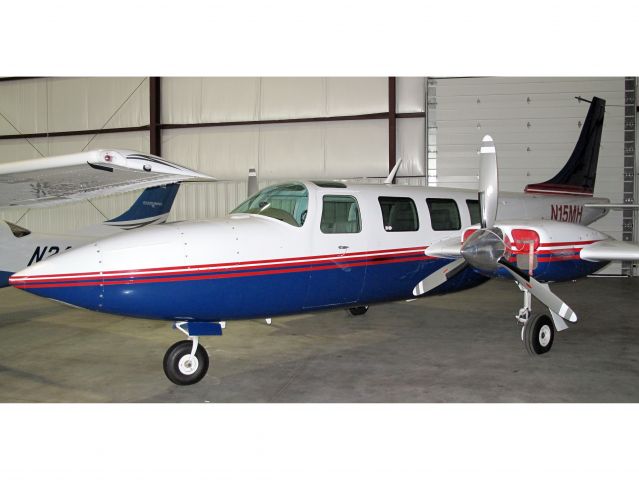 Piper Aerostar (N15MH)