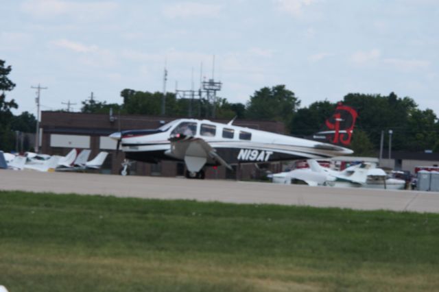 Beechcraft Bonanza (36) (N19AT)