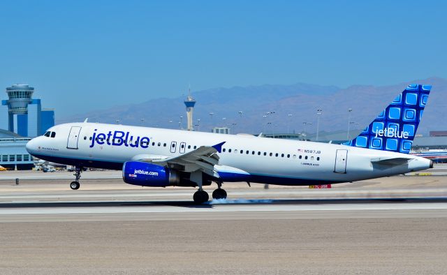 Airbus A320 (N587JB) - N587JB jetBlue Airways 2004 Airbus A320-232 - cn 2177 " Blue Kid in Town" - Las Vegas - McCarran International Airport (LAS / KLAS)br /USA - Nevada August 28, 2014br /Photo: Tomás Del Coro