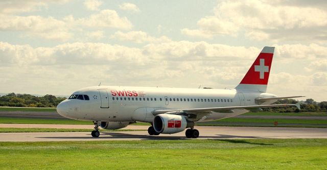 Airbus A320 (HB-IPU) - HB-IPU A320 AT MANCHESTER AIRPORT UK