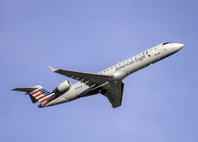 Canadair Regional Jet CRJ-700 (N754SK)