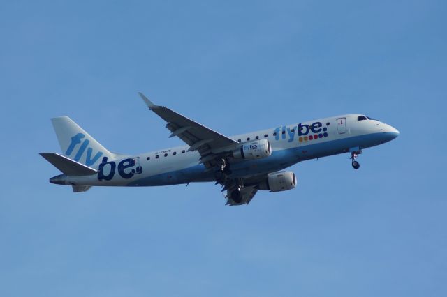 EMBRAER 175 (long wing) (G-FBJK)