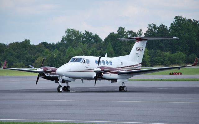 Beechcraft Super King Air 200 (N95ER) - R & J AVIATION LLC at JQF - 9/18/14