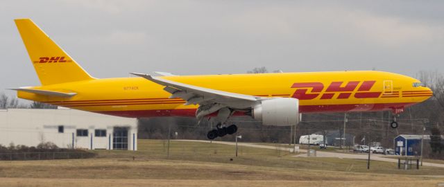 Boeing 777-200 (N774CK)