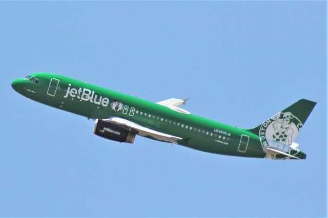 Airbus A320 (N595JB) - JetBlue A320  Boston Celtics livery, "Lucky Blue"