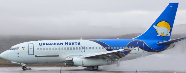 Boeing 737-200 (C-GOPW) - CANADIAN NORTH 737-200