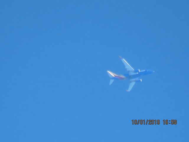 Boeing 737-700 (N553WN)