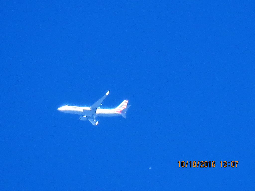 Boeing 737-800 (N840NN)