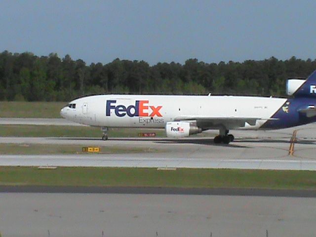 McDonnell Douglas DC-10 (N567FE)