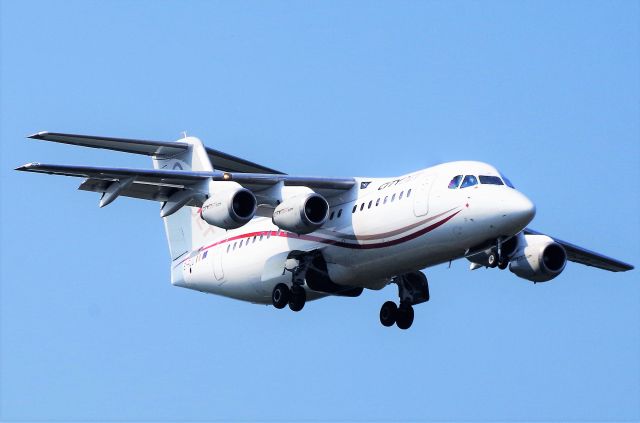 Avro Avroliner (RJ-85) (EI-RJU)