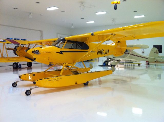 Piper L-21 Super Cub (N16JH)