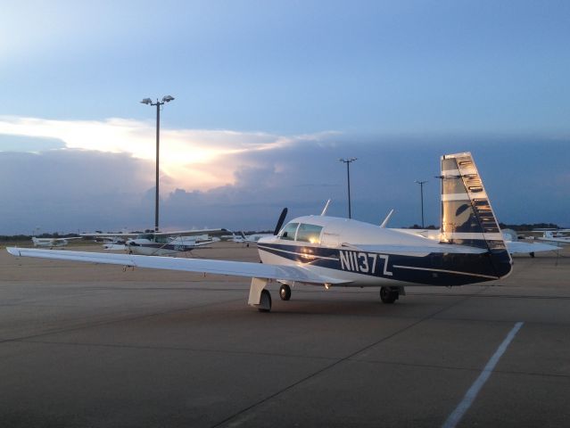 Mooney M-20 (N1137Z)