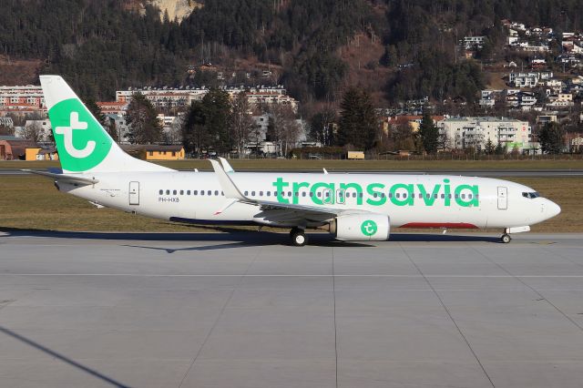 Boeing 737-800 (PH-HXB)