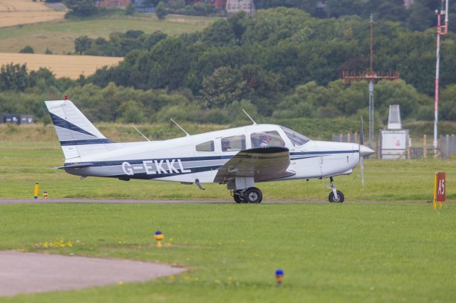 Piper Cherokee (G-EKKL)