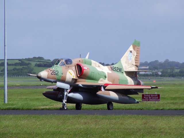 SINGAPORE TA-4 Super Skyhawk (N262WL)