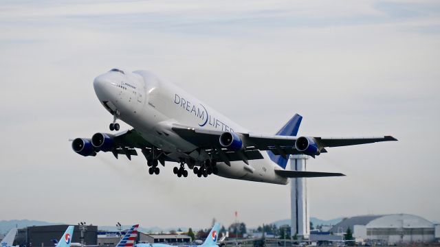 Boeing Dreamlifter (N718BA) - GTI4512 on rotation from Rwy 34L for a flight to RJGG/NGO on 10.15.15.