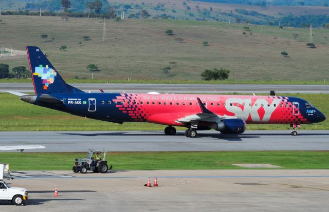 EMBRAER 195 (PR-AUQ)