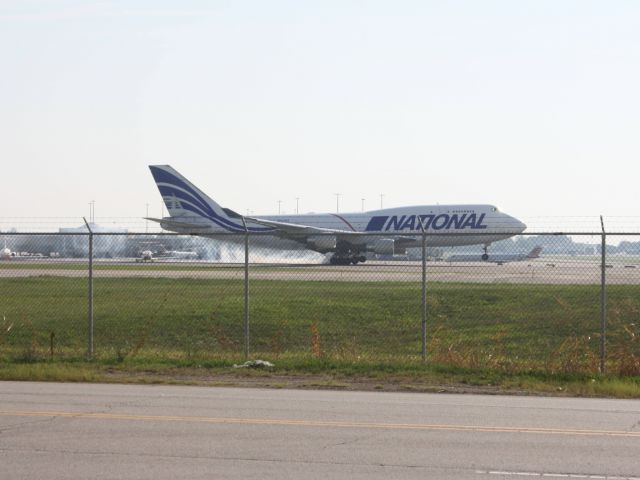 Boeing 747-400 (N729CA) - National airlines touching down in Louisville