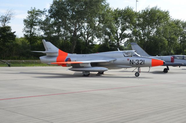 Hawker Hunter (G-BWGL)