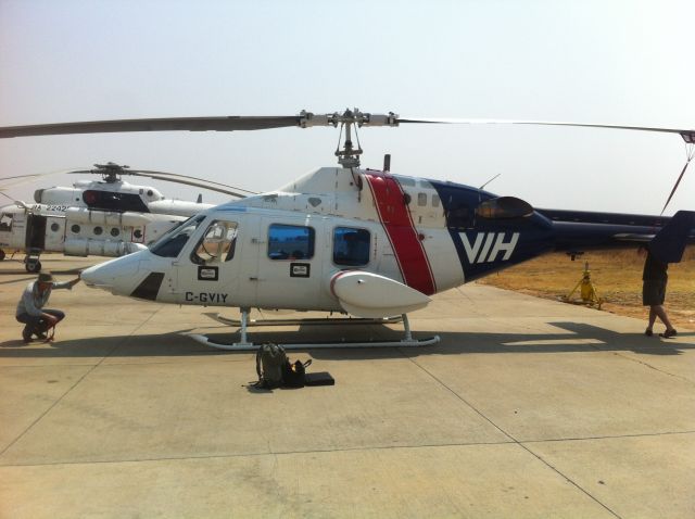 Bell 222 (C-GVIY) - Lubango Angola