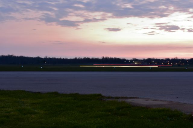 Cessna 402 (N678JG) - Cape Air taxiing by this morning