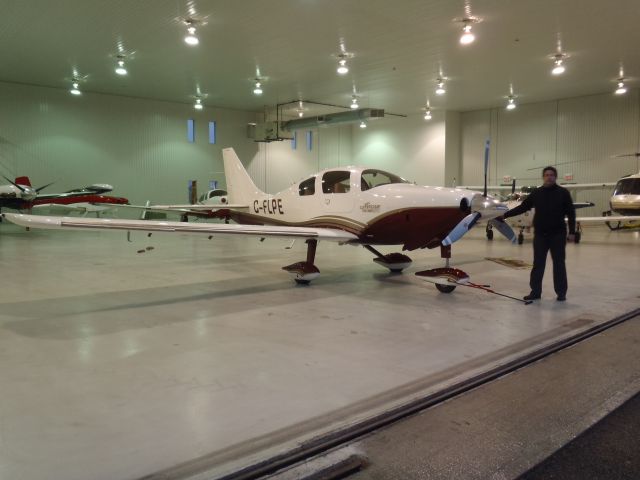 Cessna 400 (C-FLPE)