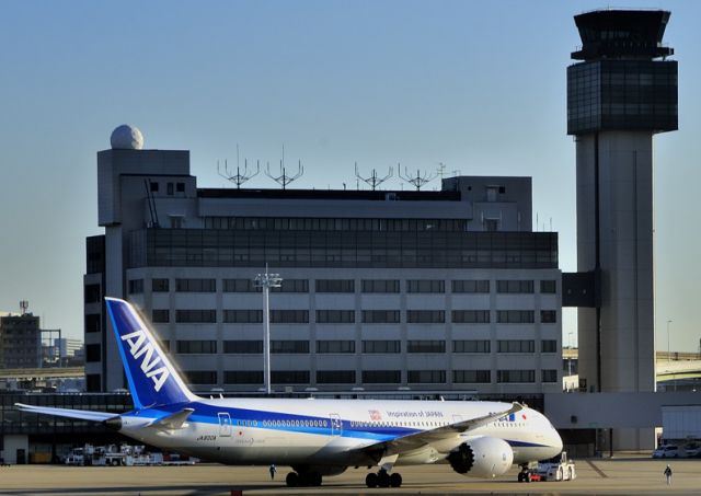 Boeing 787-9 Dreamliner (JA830A)