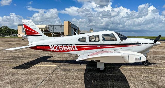 Piper Turbo Arrow 3 (N2556Q)