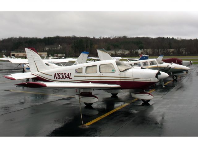 Piper Cherokee (N8304L)