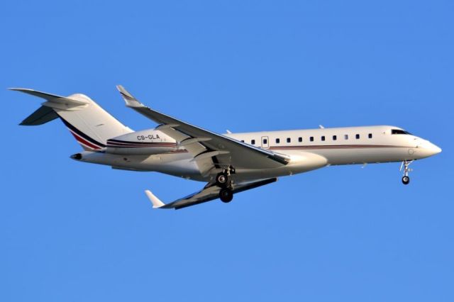 Bombardier Global Express (CS-GLA) - Netjets of Europe 