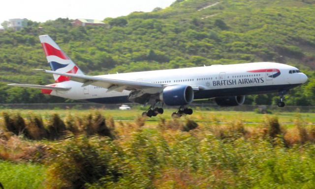 Boeing 777-200 (G-VIIX)