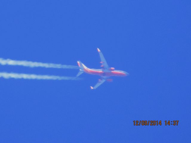 Boeing 737-700 (N934WN) - Southwest Airlines flight 233 from PHX to PHL over Southeastern Kansas at 39,000 feet.