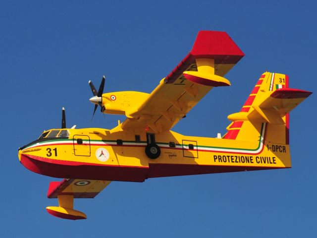 Unknown/Generic Undesignated (I-DPCR) - 2010:07:31    17:11:01br /AIR SHOW PESCARA - ITALY