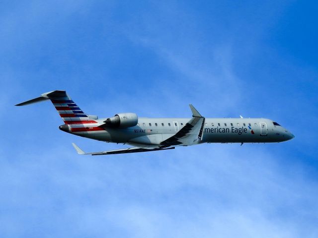 Canadair Regional Jet CRJ-700 (N514AE)