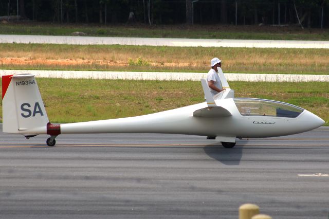 SCHEMPP-HIRTH Ventus CT (N193SA) - My first photo of a glider. Photo taken on 6/21/2020.