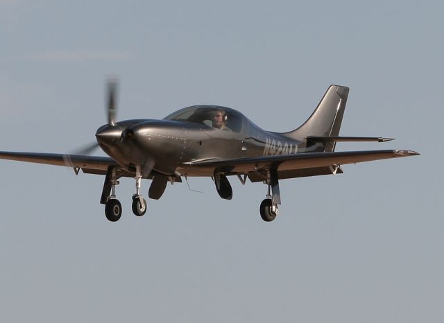 Lancair Legacy 2000 (N424LL)