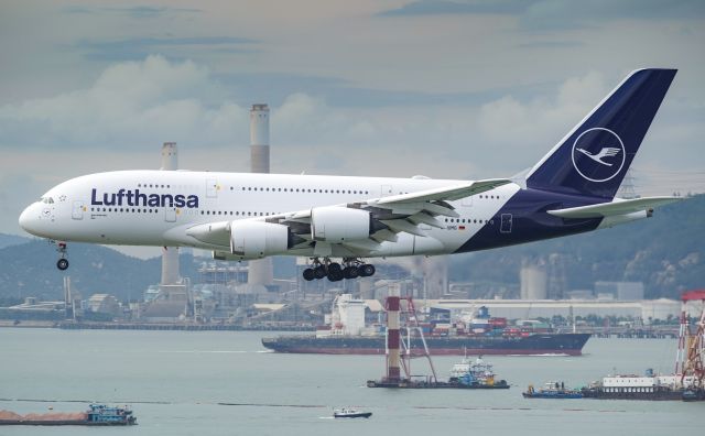 Airbus A380-800 (D-AIMG)