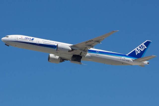 BOEING 777-300ER (JA781A)