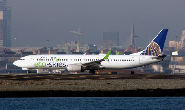 Boeing 737-900 (N75432)