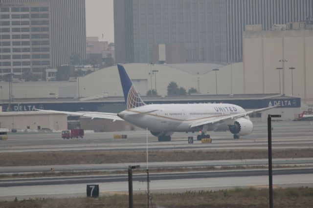 Boeing 787-8 (N45905) - TAXING TO RWY